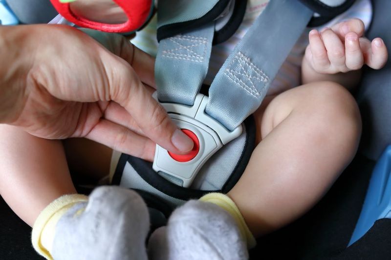 5 Car Seat Mistakes you’re Making Before Your Newborn Leaves the Hospital article image