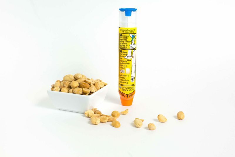 5 Ways to Help Your Child’s School Handle Food Allergies article image