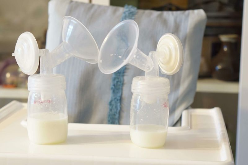 Breastfeeding : Am I Producing Sufficient Milk? article image
