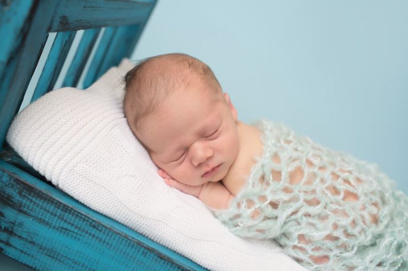 From Crib Mattresses to car Seats: top Tools for Newborn Safety article image